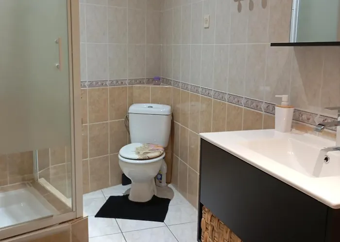 La Maison Des Vendangeurs A *