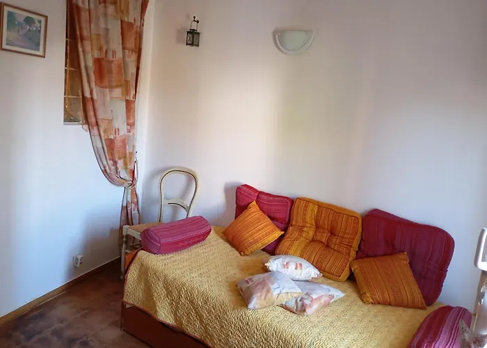 La Maison Des Vendangeurs A بيت للعطل *