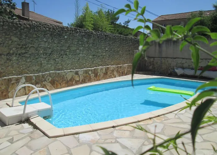 La Maison Des Vendangeurs A *